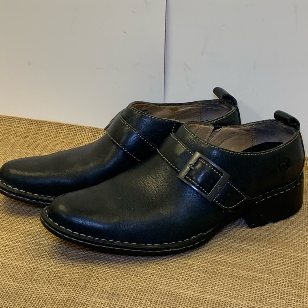 Born Mens Shoes Size 9.5 M Side Buckle Slip On Black Quality Leather 1.25 Heel